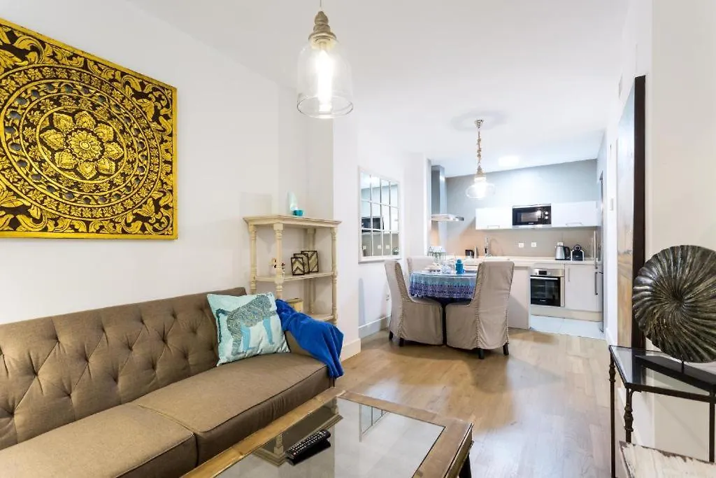 Atrivm San Julian Apartment location